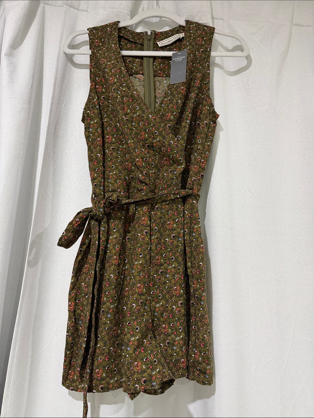 Abercrombie & Fitch Olive Floral Sleeveless Wrap Romper